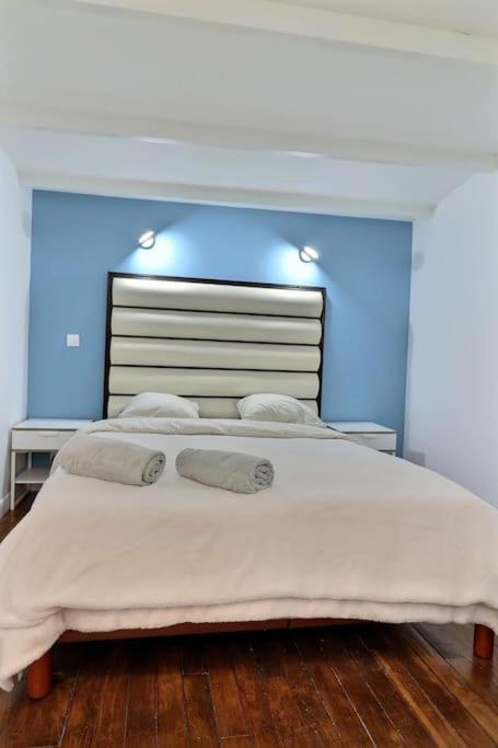 Unique Loft Apartment Located 15 Minutes From The Champs Elysees Saint-Ouen (Seine-Saint-Denis) Exterior foto